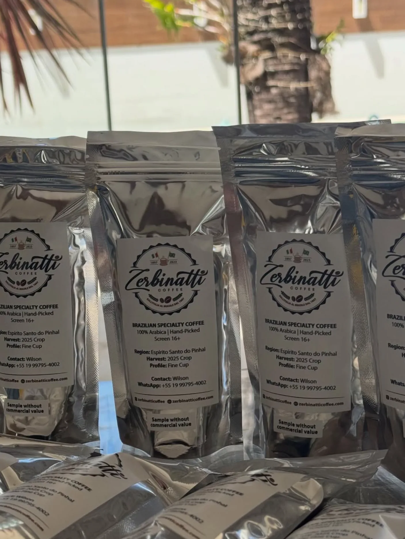 Pacotes Zerbinatti 250g enfileirados